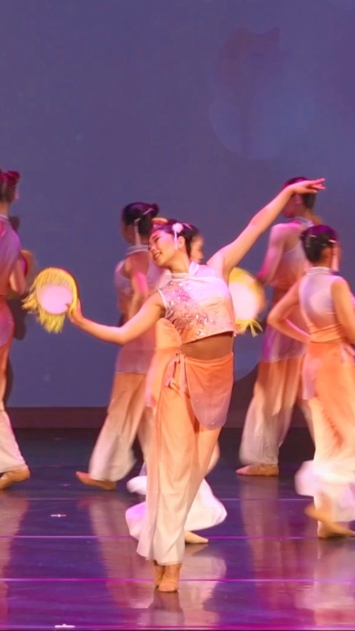 Instagram post from hsartssf. This post is in position 15.